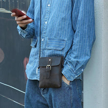 Carregar imagem no visualizador da galeria, Bolsa em Couro Porta Celular - Regal Carry