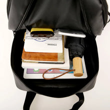Carregar imagem no visualizador da galeria, Mochila Urban Classic