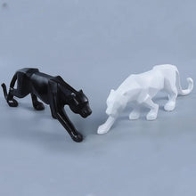 Carregar imagem no visualizador da galeria, Escultura Pantera Negra