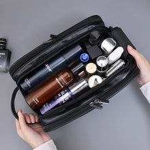 Carregar imagem no visualizador da galeria, Necessaire em Couro Ravello