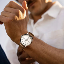 Carregar imagem no visualizador da galeria, Pulseira em Couro Cambridge