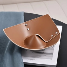 Carregar imagem no visualizador da galeria, Porta Trecos em Couro - Royal Leather