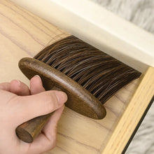 Carregar imagem no visualizador da galeria, Pincel Para Teclado em Madeira - Walnut