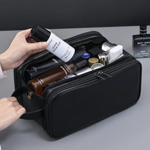 Carregar imagem no visualizador da galeria, Necessaire em Couro Ravello