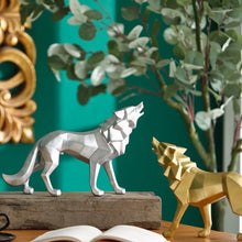 Carregar imagem no visualizador da galeria, Escultura Decorativa - Lobo