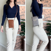 Carregar imagem no visualizador da galeria, Bolsa Giullia Porta Celular
