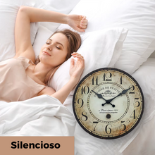 Carregar imagem no visualizador da galeria, Relógio de Parede Bordeaux
