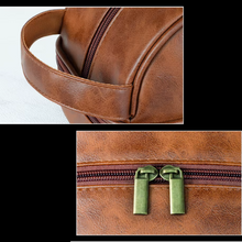 Carregar imagem no visualizador da galeria, Nécessaire Legacy em Couro
