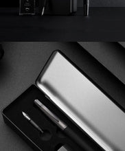 Carregar imagem no visualizador da galeria, Caneta Hong Kong
