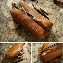 Carregar imagem no visualizador da galeria, Estojo em Couro Lancaster
