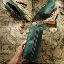 Carregar imagem no visualizador da galeria, Estojo em Couro Lancaster
