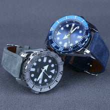 Carregar imagem no visualizador da galeria, Pulseira em Camurça e Couro Montclair
