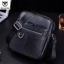 Carregar imagem no visualizador da galeria, Bolsa Lateral em Couro Milano
