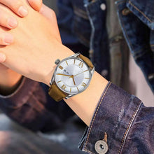 Carregar imagem no visualizador da galeria, Pulseira de Couro Zermatt
