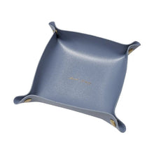 Carregar imagem no visualizador da galeria, Porta Treco em Couro - Kansas
