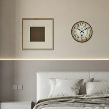 Carregar imagem no visualizador da galeria, Relógio de Parede Bordeaux
